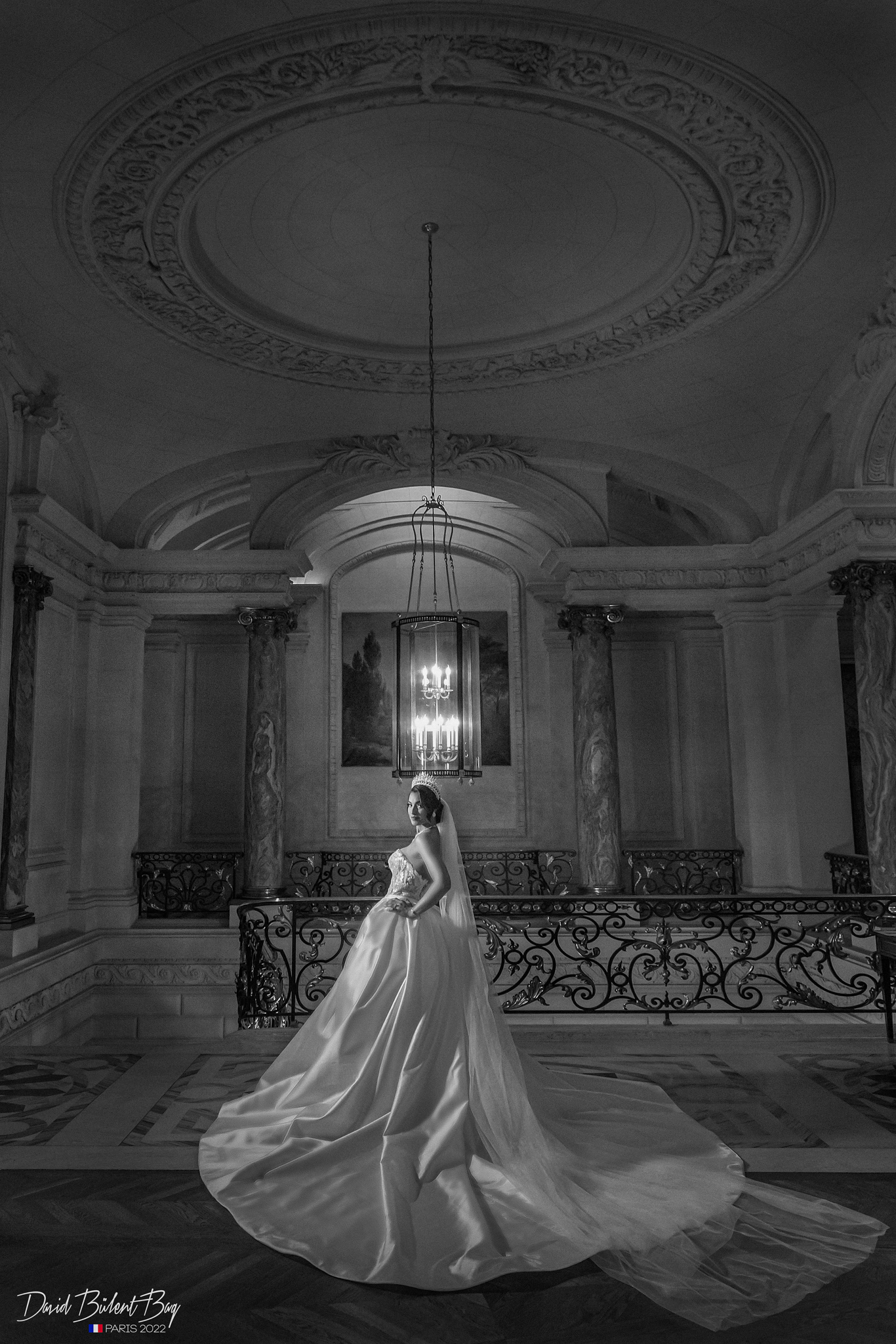 Portrait de mariée au Shangri-La Paris